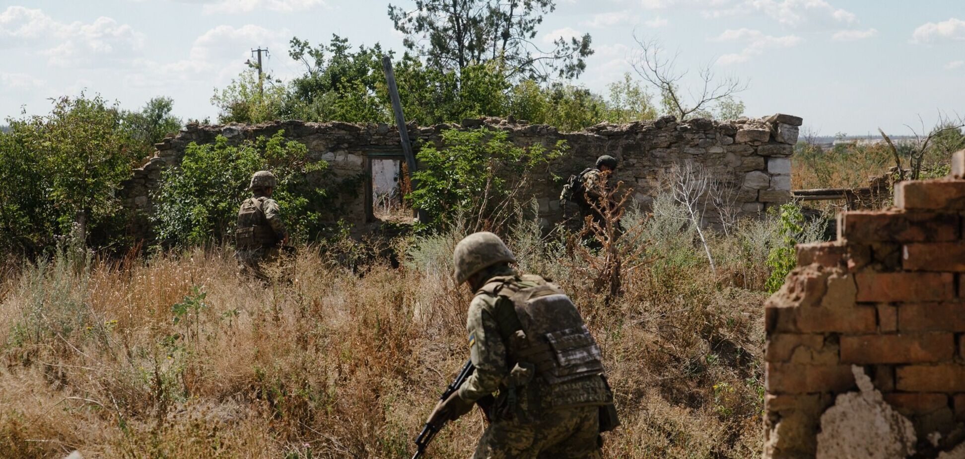Сирський доповів Зеленському про зміцнення позицій ЗСУ на Курщині та поповнення обмінного фонду