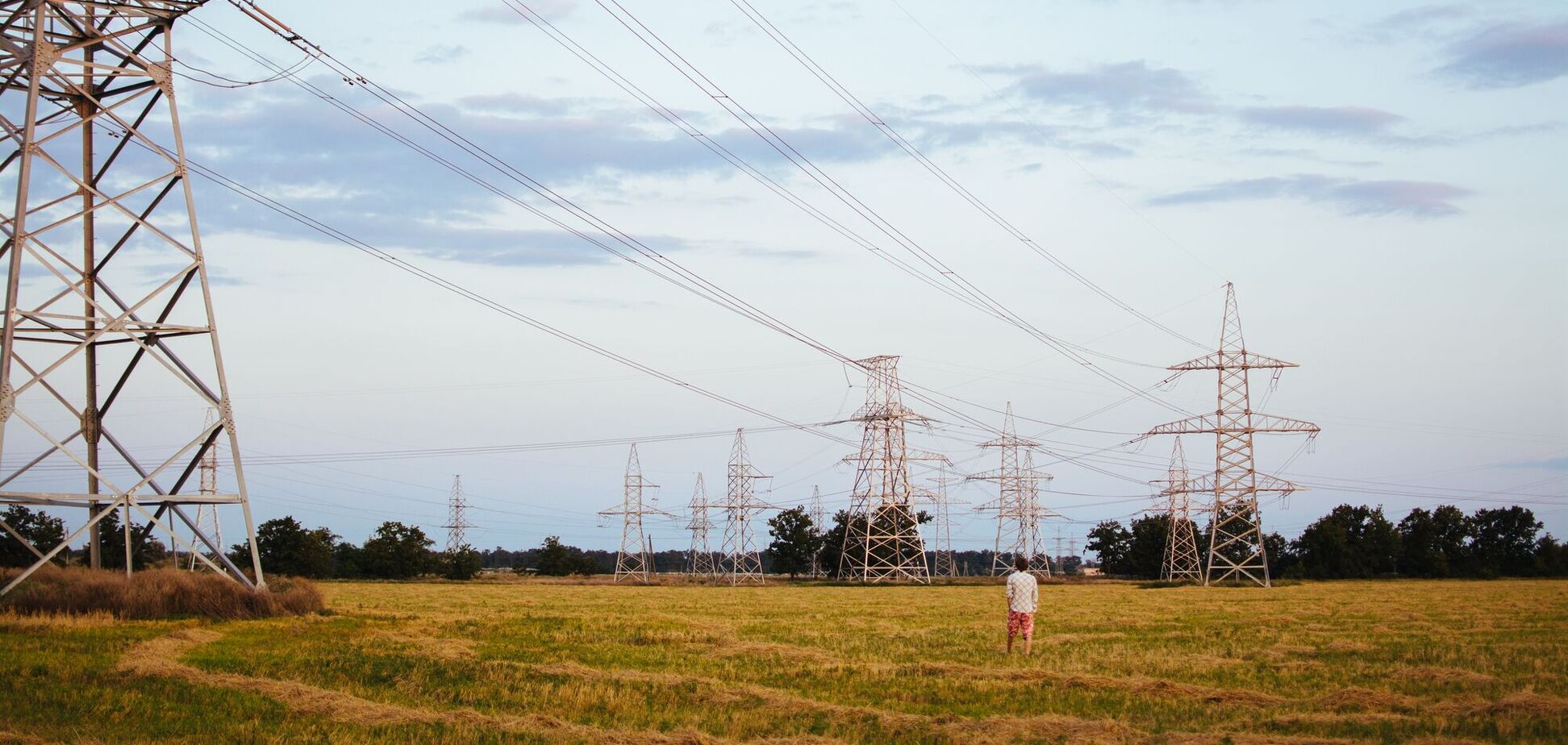 Відключення електроенергії знову почалися в Україні