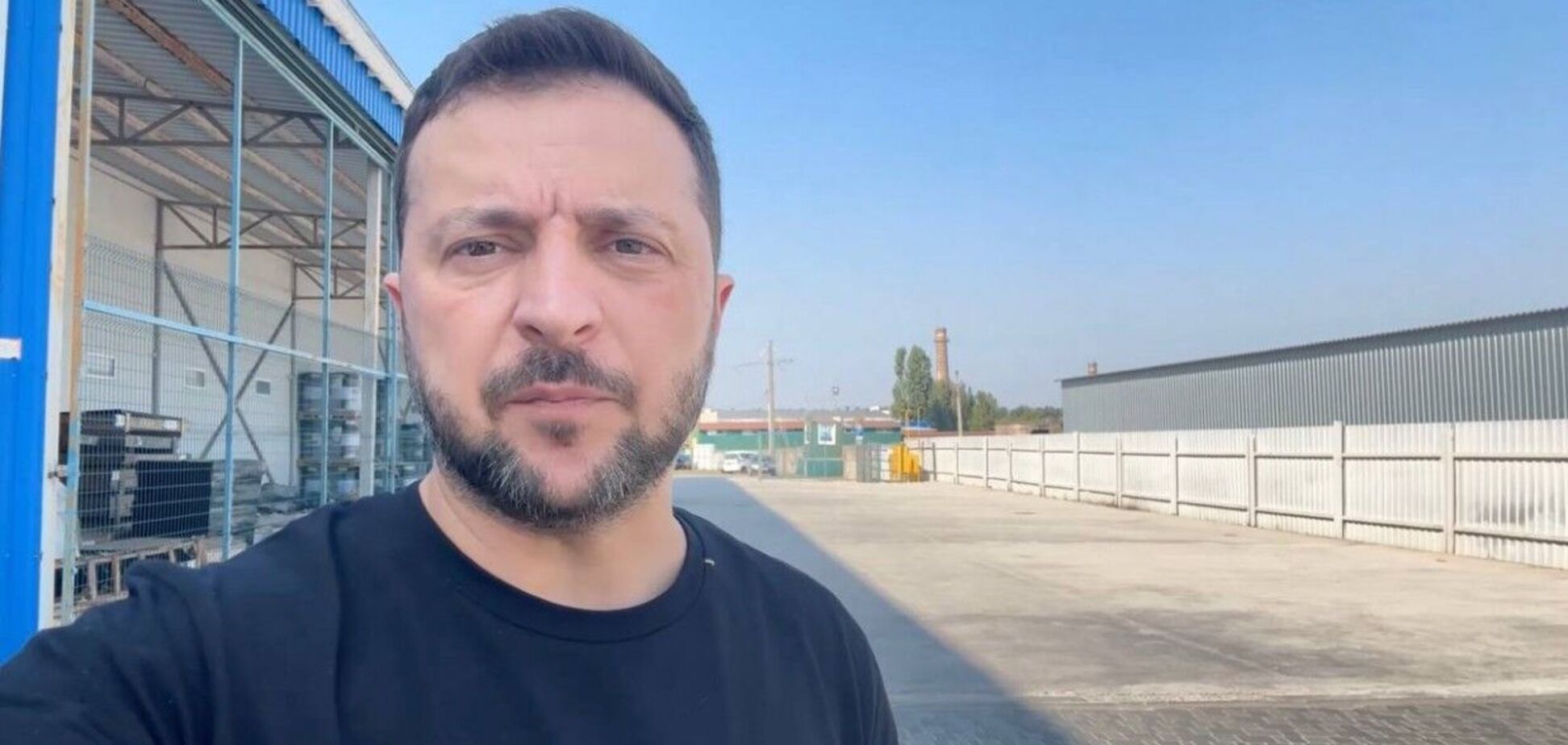 'Будемо й надалі зміцнювати Україну': Зеленський відзначив роботу парламенту щодо заборони УПЦ МП і підтримки військових. Відео