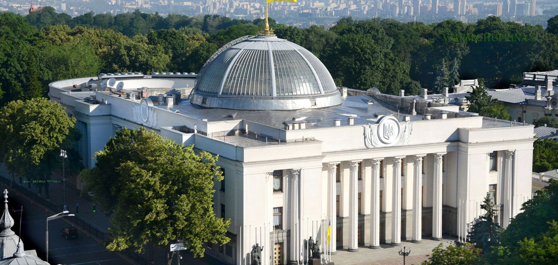 Рада підтримала законопроєкт щодо правового статусу іноземців, які беруть участь у захисті України: що передбачає