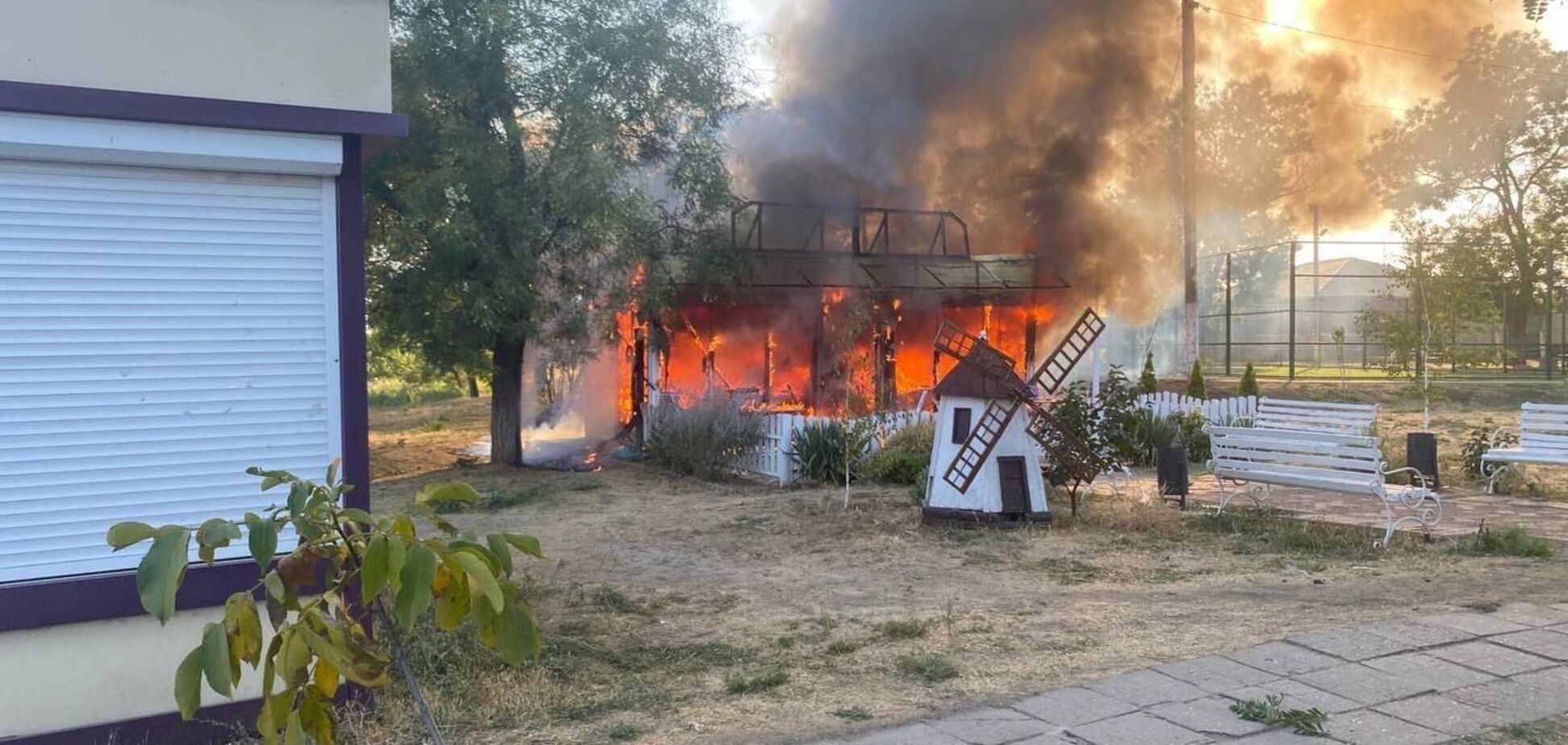 Двое в тяжелом состоянии: в больнице рассказали о детях, пострадавших в результате удара РФ по кафе на Запорожье