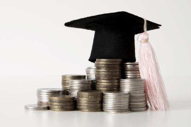 МОН назвало 10 спеціальностей, де вступники отримали найбільшу кількість грантів на освіту у 2025 році