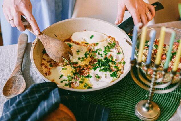 Как правильно готовить вкусную шакшуку: делимся простой технологией