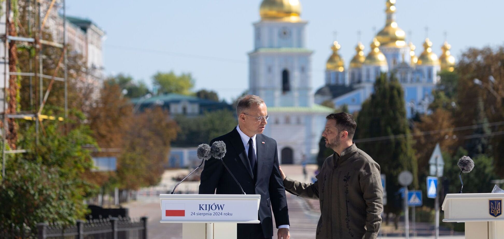 Дуда посоветовал войскам РФ покинуть Украину и рассказал, о чем просил бы в таком случае Зеленского. Видео