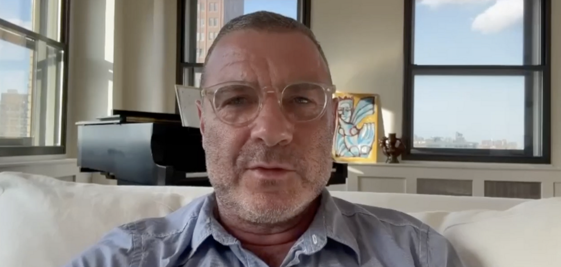 Что означает 'отбой'? Леву Шрайберу устроили проверку на знание украинского языка, а он без проблем заговорил на нем