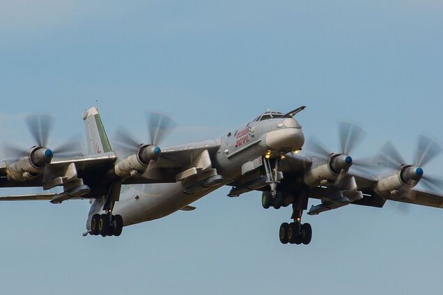 В Україні оголошували масштабну повітряну тривогу: росіяни запустили ракети з бомбардувальників Ту-95МС