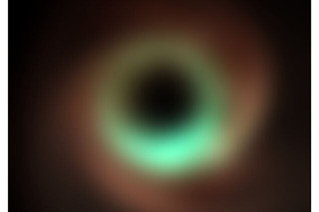 Надмасивну чорну діру за 55 мільйонів світлових років від Землі показали в найвищій роздільній здатності за всю історію. Фото