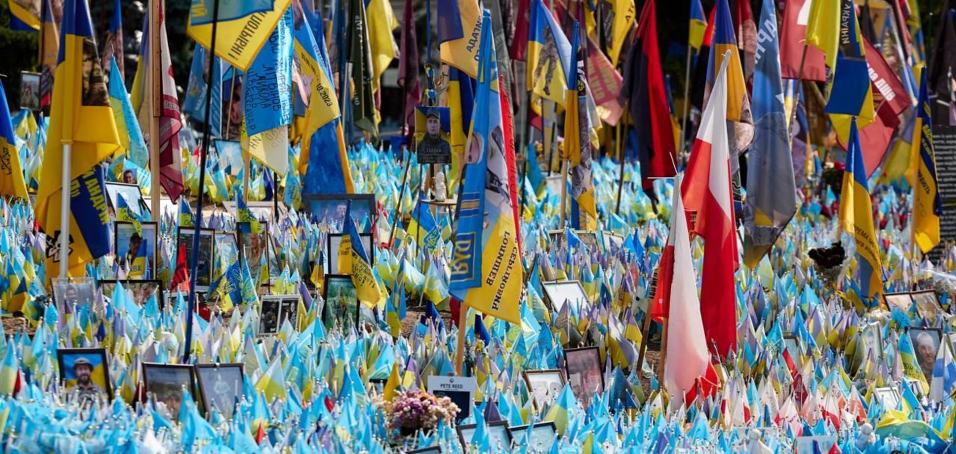 'Мы не простим России ни одной уничтоженной жизни': Зеленский в годовщину трагедии под Иловайском напомнил о подлости врага