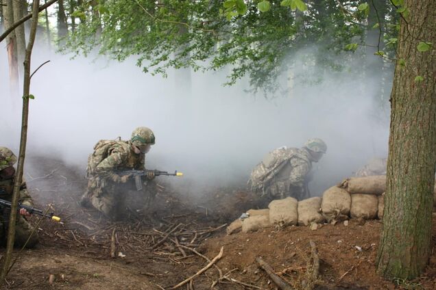 Окупанти стягують всі резерви на Покровський напрямок: військовий розповів про ситуацію. Карта