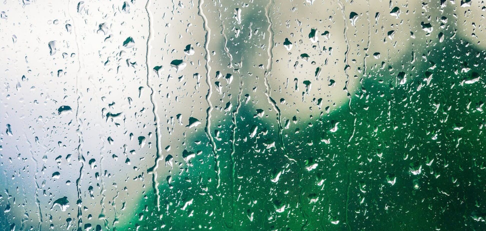 Україну накриє негода: синоптики уточнили прогноз на неділю. Карта