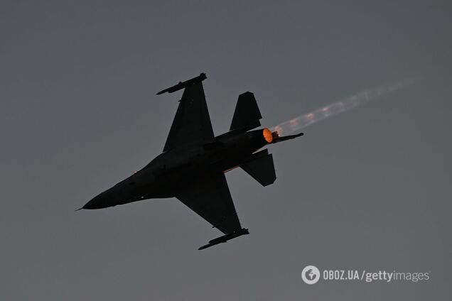 Украина даже теоретически не получит все 128 истребителей F-16: Катков назвал причину