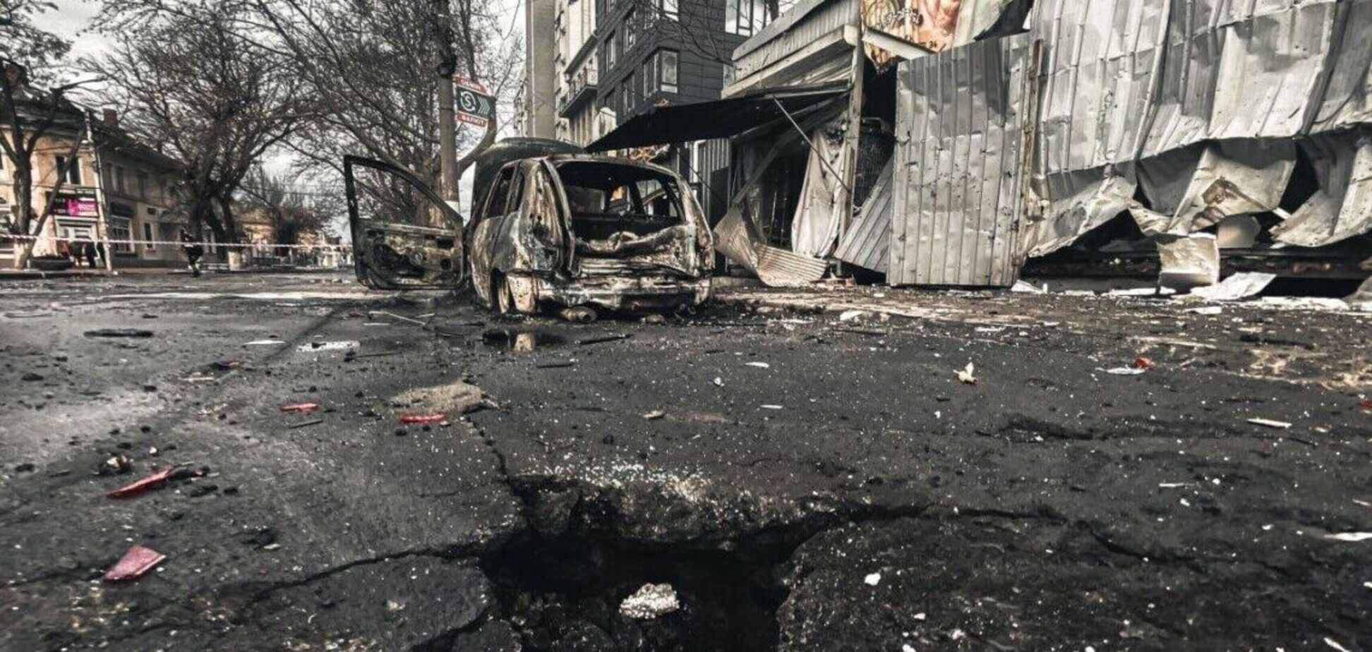 Окупанти вдарили по Херсону, є поранений