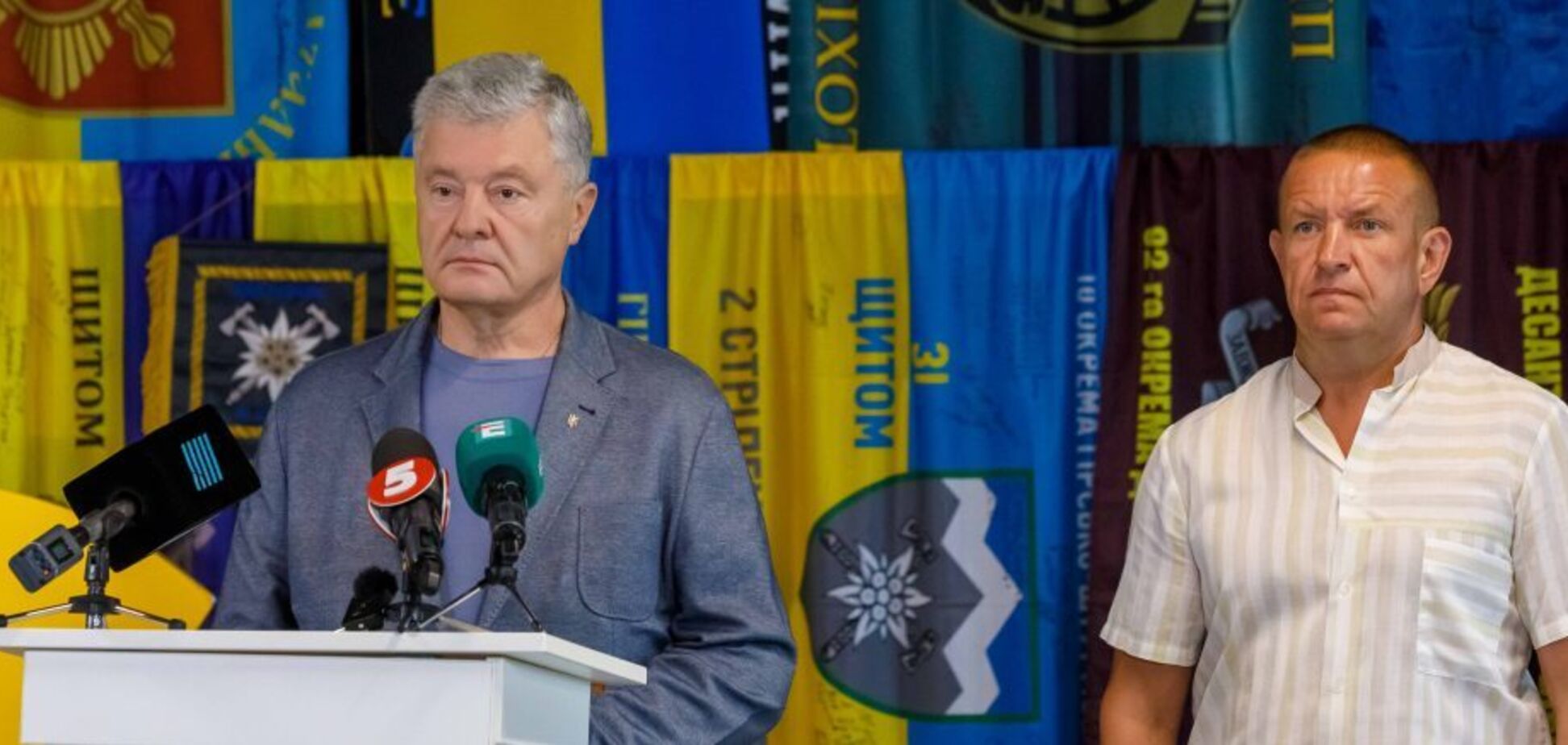 Ротація, демобілізація і гарантоване забезпечення військових: Порошенко закликав Раду прийняти важливі закони