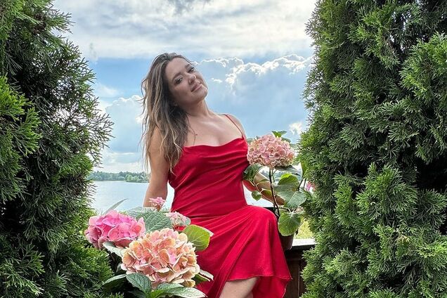 Наталя Могилевська переклала хіт 'Полюби меня такой' українською: зал підспівував в унісон. Відео