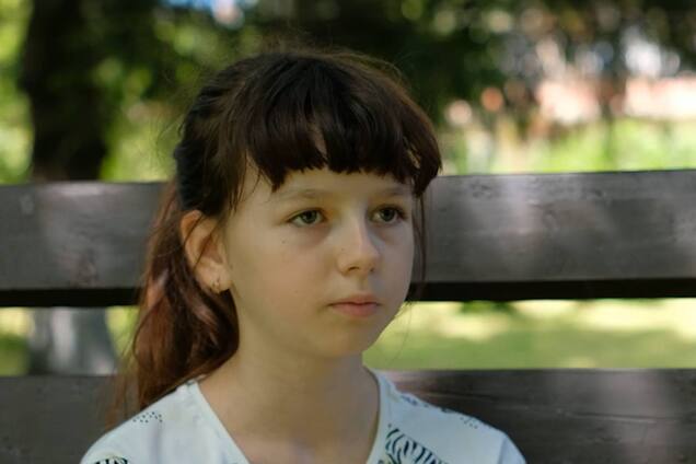 'Хочу, щоби моя країна була цілою': 11-річна Настя з Харківщини розповіла свою історію музею 'Голоси мирних' Фонду Ріната Ахметова