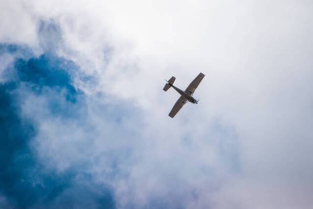 Легкомоторный самолет