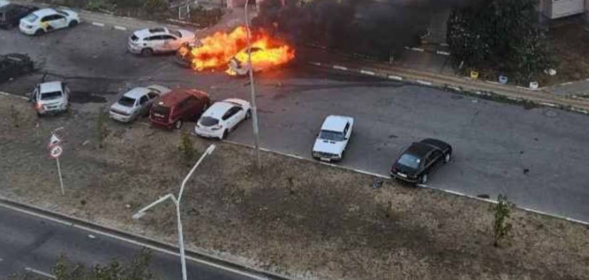 'Все идет по плану?' В Белгороде пожаловались на атаку дронов, горят авто: россияне в истерике. Видео
