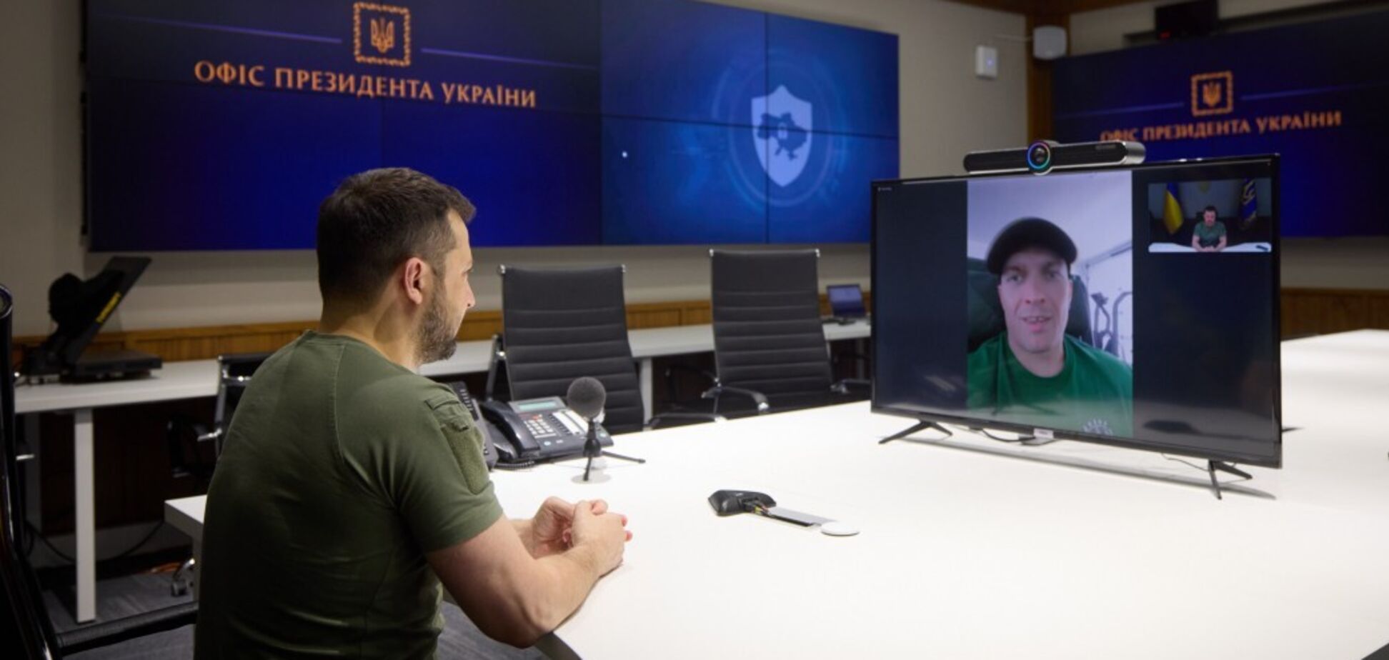 'Говорил по телефону с Усиком. Его уже отпустили': Зеленский о задержании боксера в Кракове