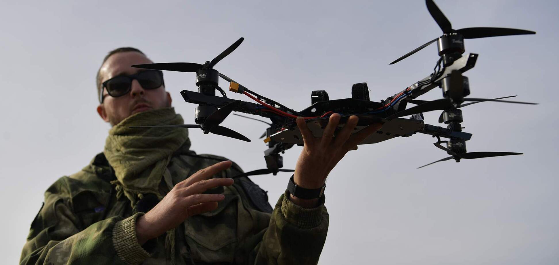 Под видом гумконвоев перевозят FPV-дроны для оккупантов: СБУ сообщила о подозрении коллаборантам с Луганщины. Фото