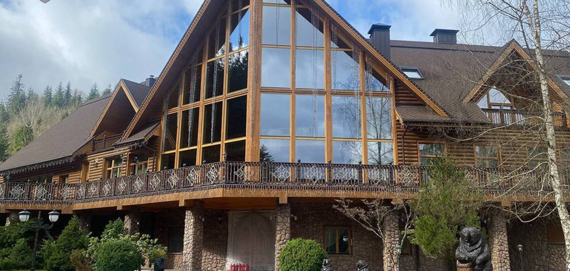 Дачу Медведчука передадуть управителю