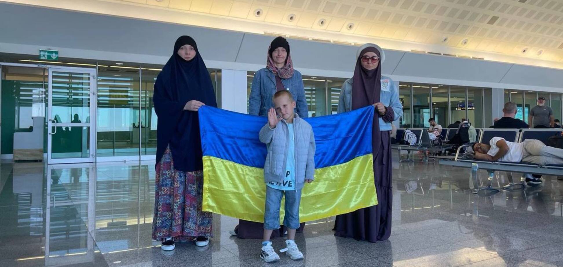 Україна евакуювала чотирьох своїх громадян із Сирії: подробиці та відео