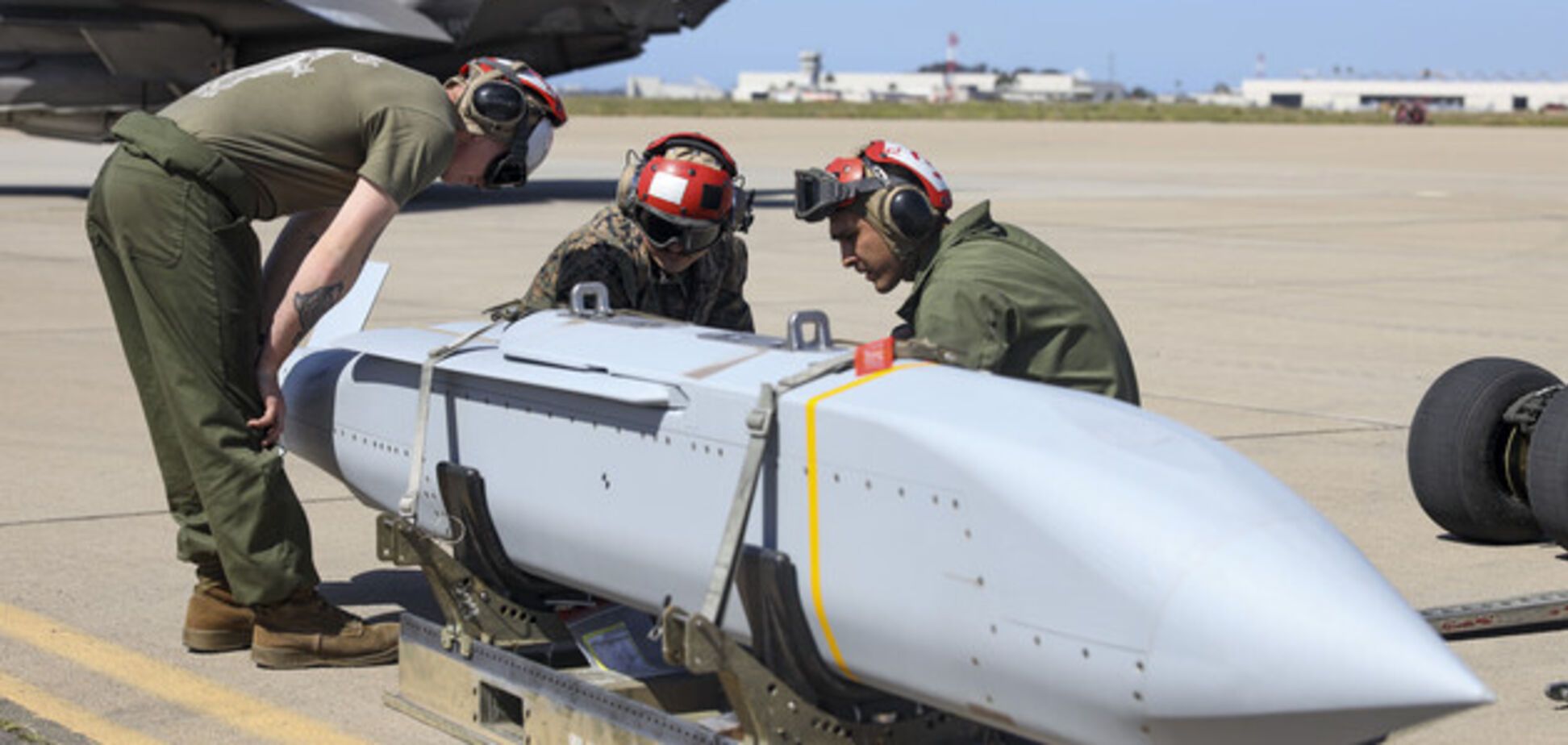 США могут передать Украине новые авиабомбы средней дальности для F-16 – Politico