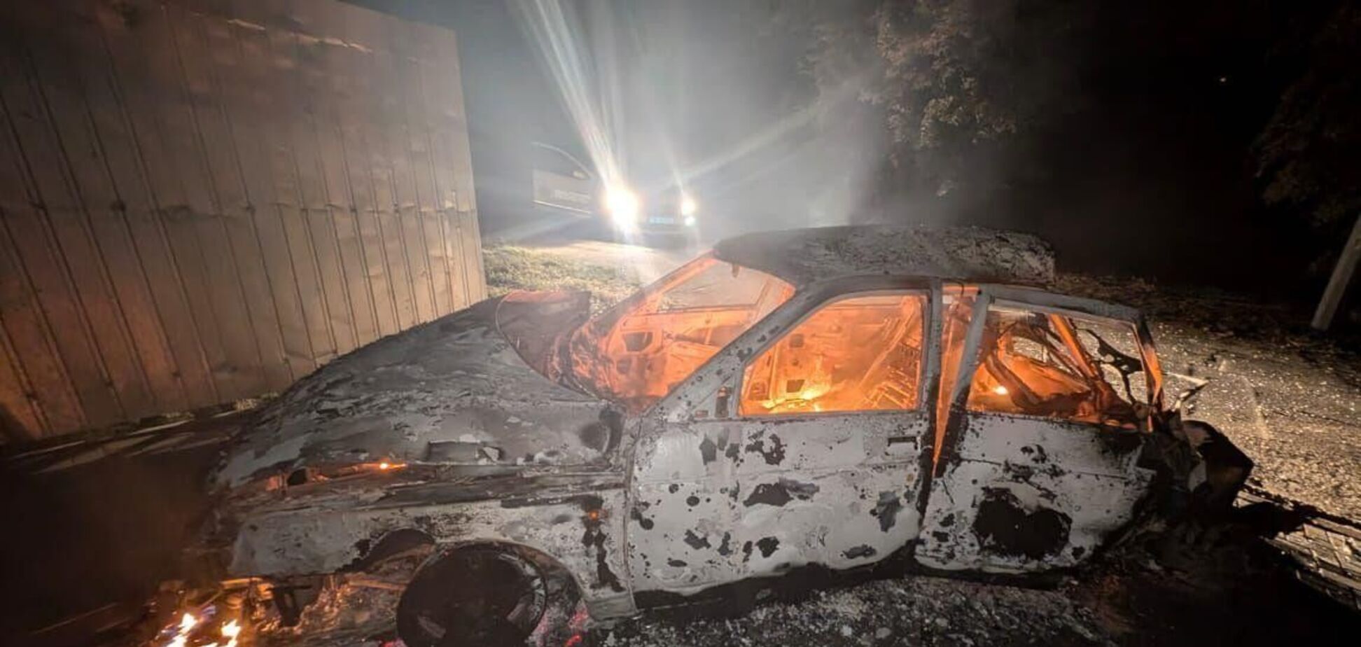 Оккупанты атаковали дроном авто с семьей в Никополе: есть погибшие и раненые. Фото