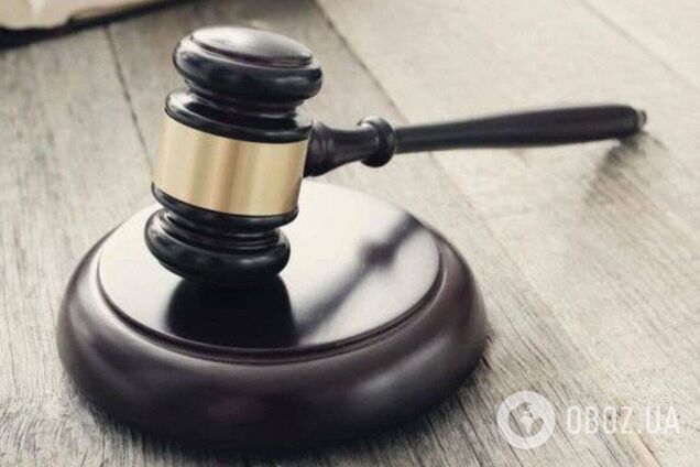 Погрожуючи ножем, пограбував салон краси в Києві: суд виніс вирок злочинцю. Фото