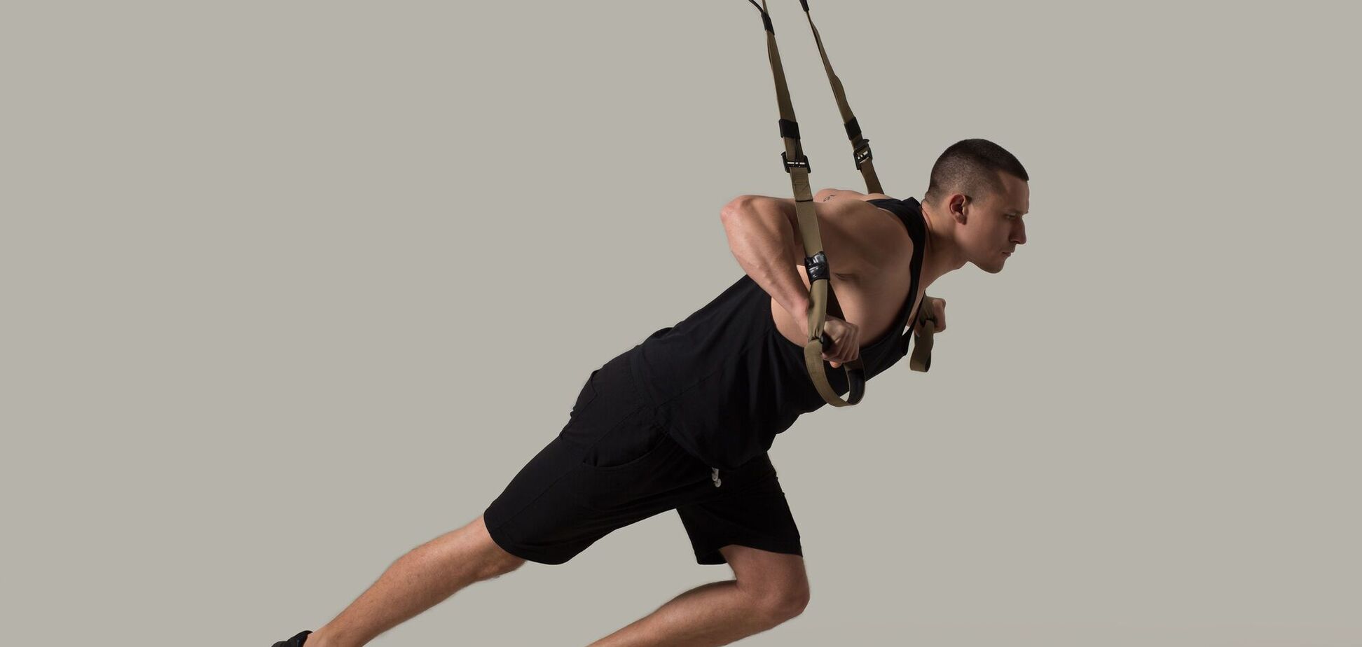 10 TRX-вправ, що пришвидшують схуднення та зменшують жир на животі. Відео