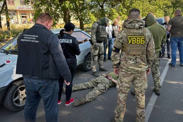 На Одесщине задержали пограничника: должен был за взятку доставить уклониста к границе для дальнейшей переправки его в Молдову