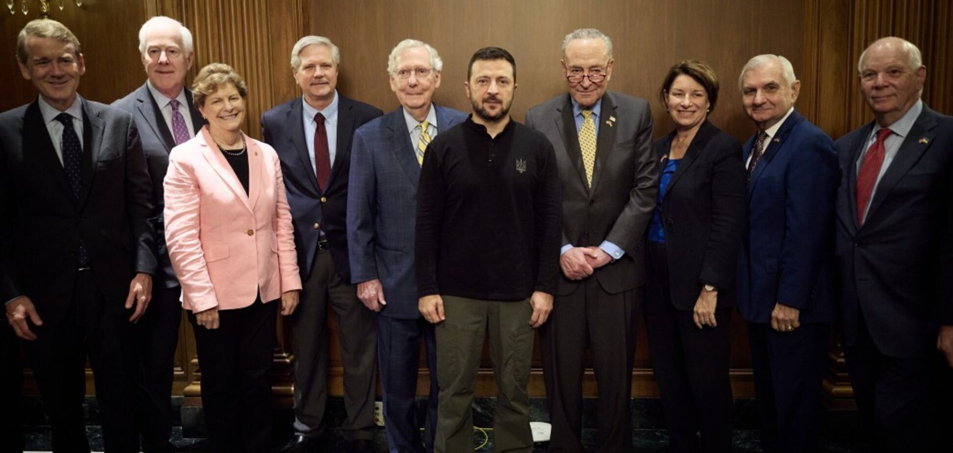 Ознайомив з Планом перемоги: Зеленський у Капітолії зустрівся з делегаціями Сенату і Палати представників Конгресу США. Фото і відео