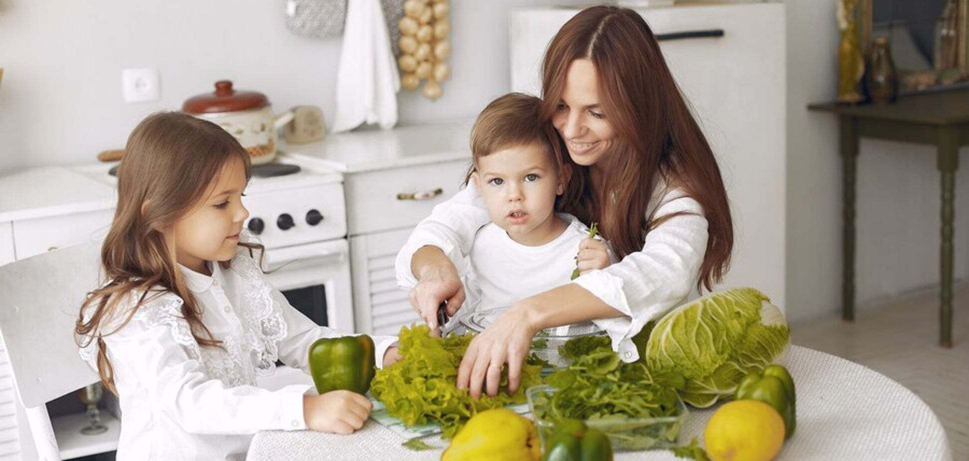 Топ-5 суперфудов для детей: эксперт посоветовала ввести их в рацион