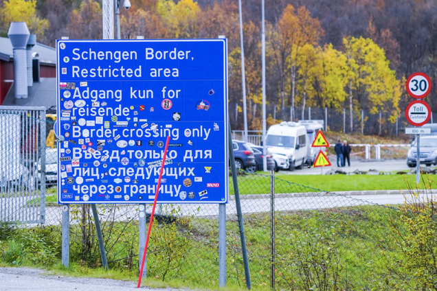 За прикладом Фінляндії: ще одна країна НАТО планує відгородитися від Росії парканом