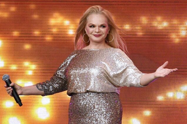 Предательницу Ларису Долину вызвали в суд из-за 'украинского дела': она сбежала через черный ход