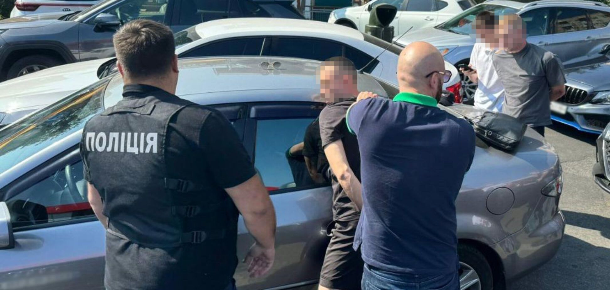 Хотели подзаработать на уклонистах: ГБР сообщило о подозрении двум военным, сбежавшим со службы и организовавшим 'схему'. Фото