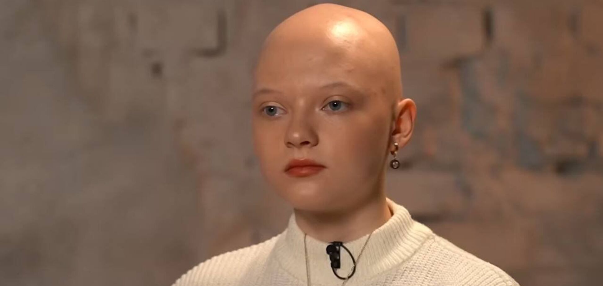 'Літак 'Мрія' – частинка життя моєї сім‘ї': 18-річна Софія з Києва розповіла свою історію музею 'Голоси мирних' Фонду Ріната Ахметова