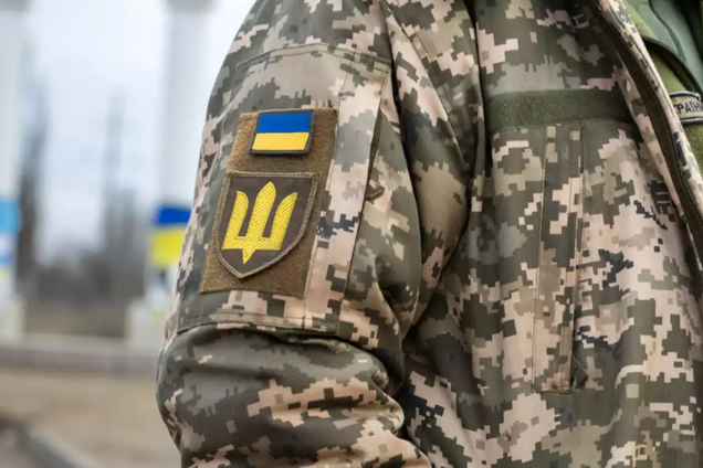 Украл обручальное кольцо погибшего защитника Украины: полицейские сообщили о подозрении работнику морга на Житомирщине. Фото