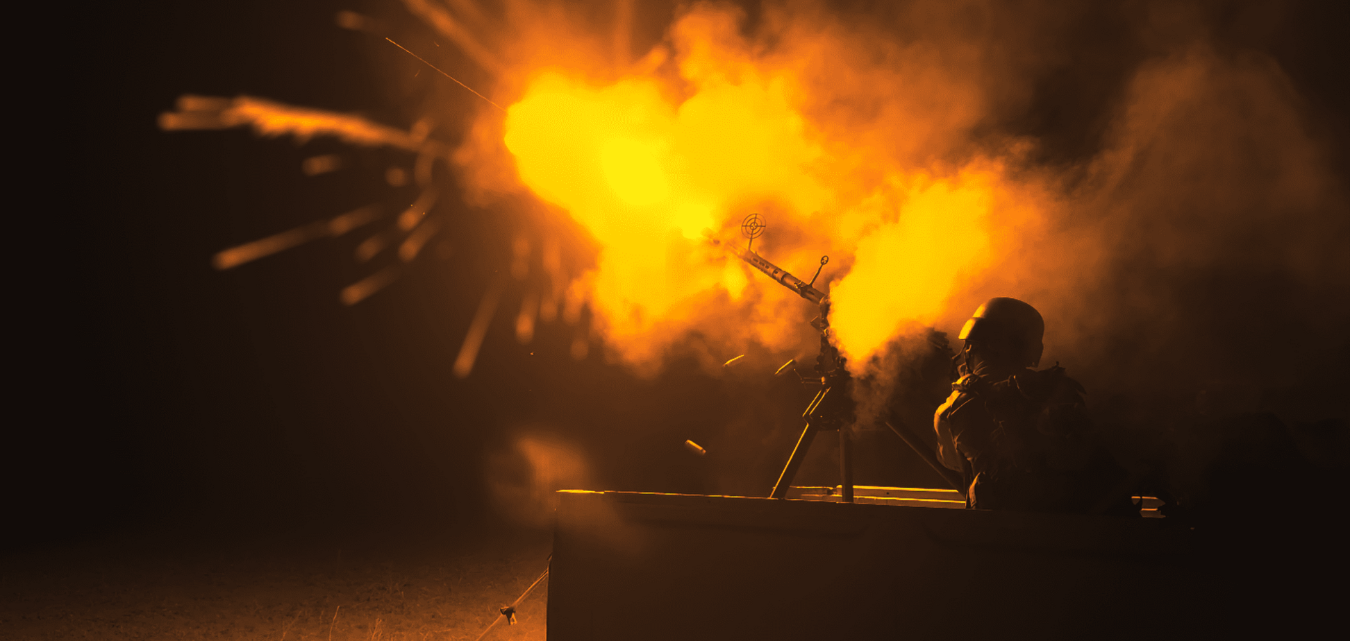 Повітряний бій тривав майже 15 годин: ППО збила 58 російських дронів, уламки призвели до пошкоджень