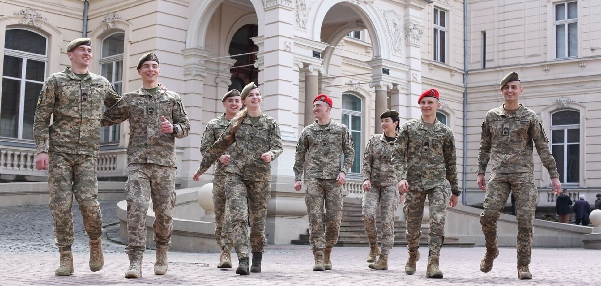 Минобороны подало заявки о вступлении семи военных вузов в сеть Европейского колледжа безопасности и обороны: что это даст Украине