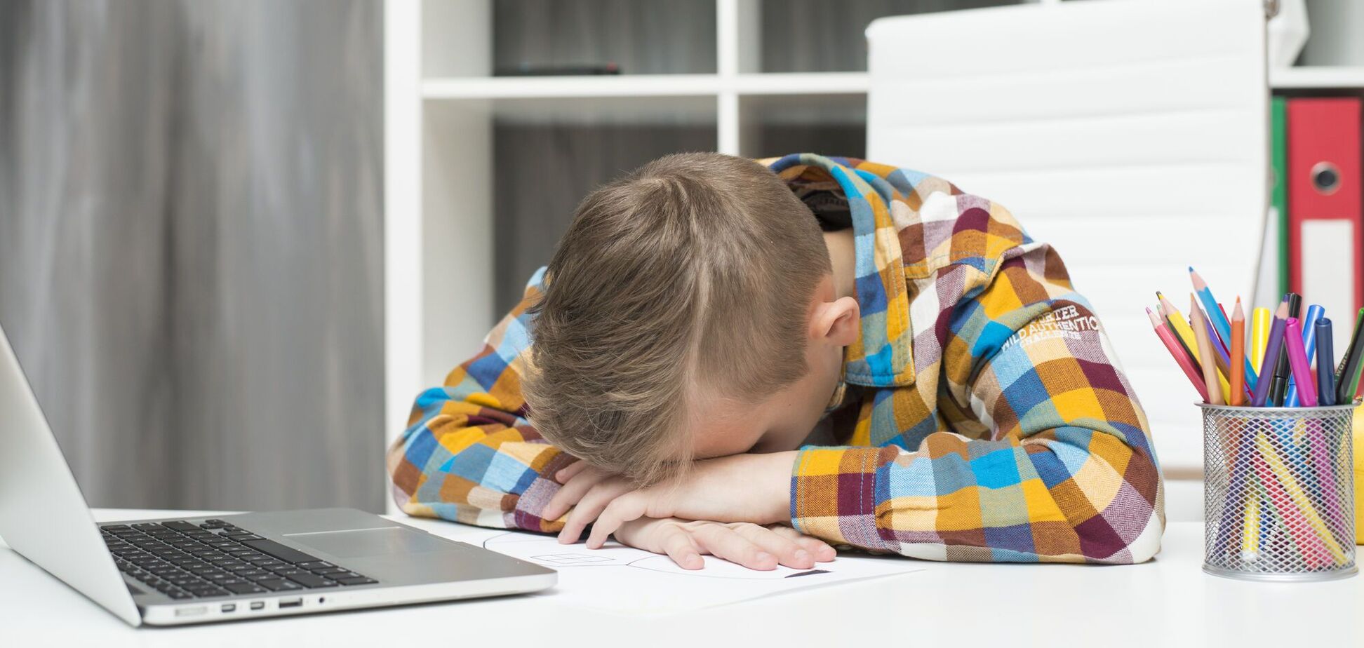 Як зрозуміти, що ваша дитина перевтомлена: 7 'червоних прапорців для батьків'