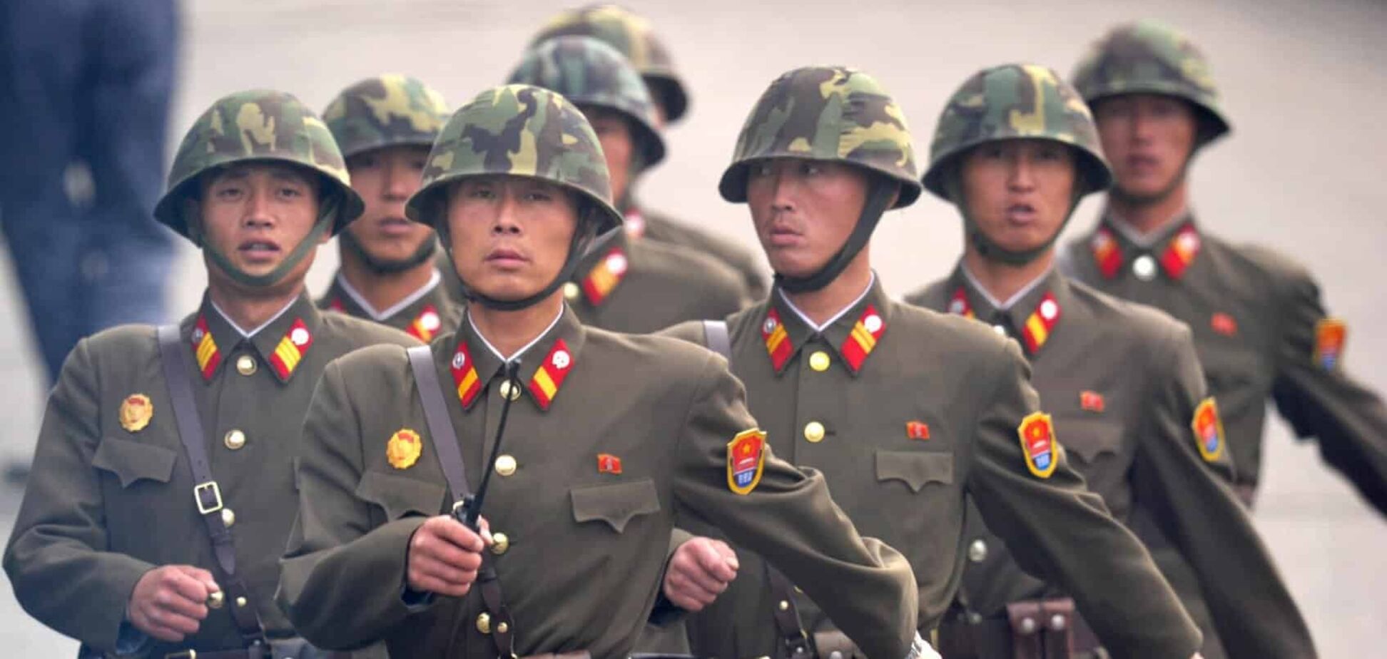 Військові КНДР уперше візьмуть участь у травневому параді на Красній площі в Москві: спливли подробиці