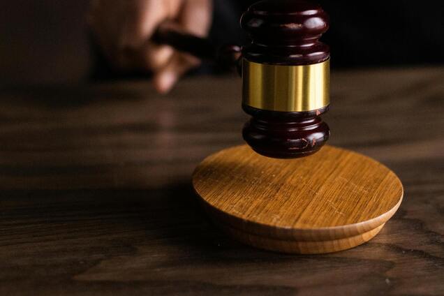 Закликав українців здаватися під час боїв за Суми: в Україні дали 15 років тюрми депутату, який підтримав окупантів