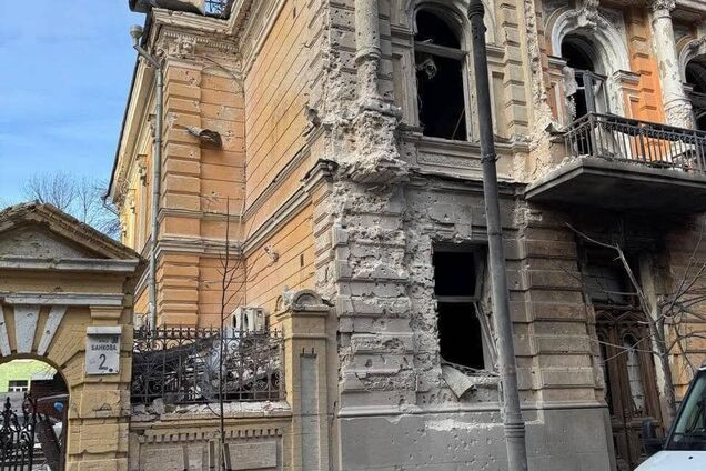 Цель номер один. Куда же целился российский дрон, упавший на Банковой?