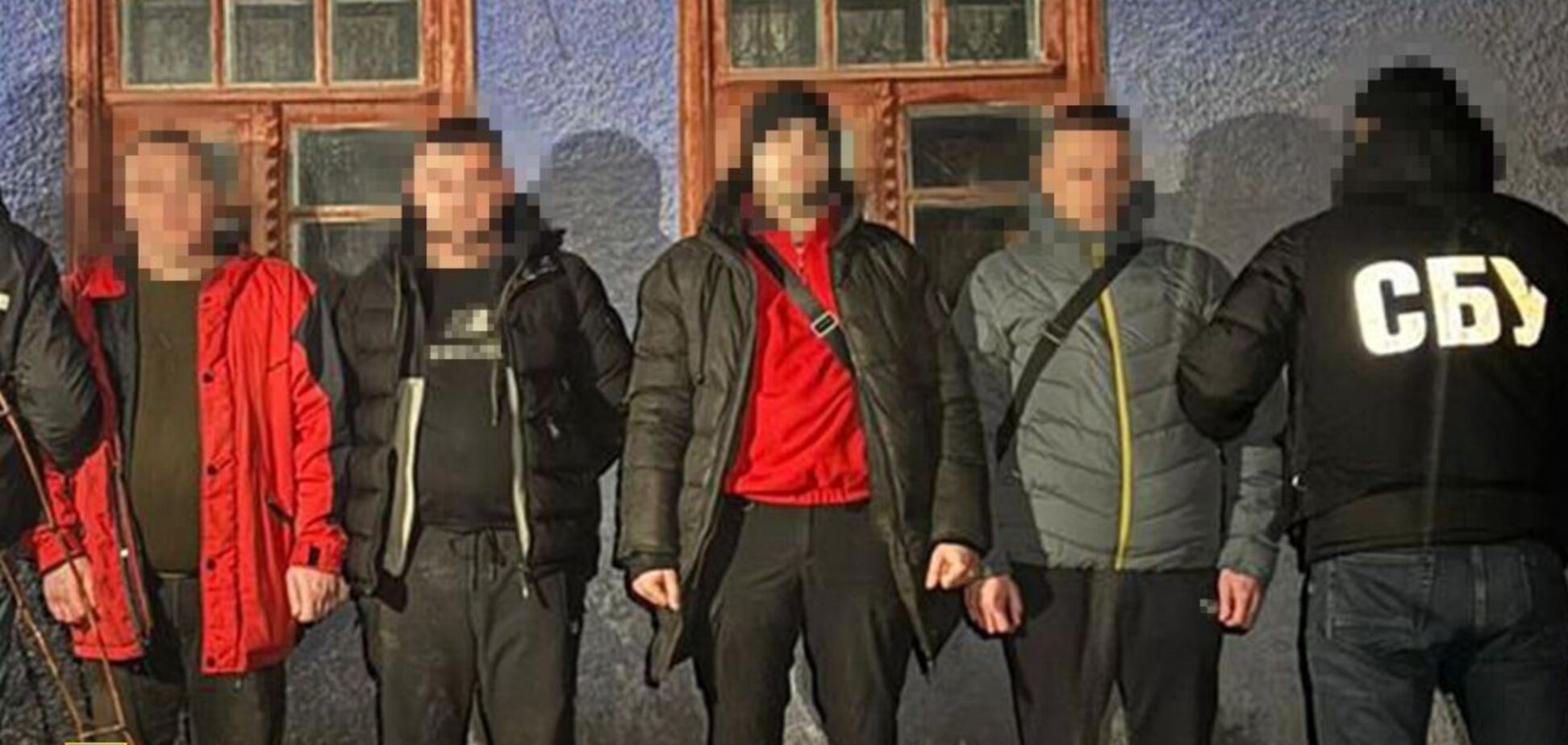 Продавали справки и не только: СБУ и Нацполиция ликвидировали три новых схемы уклоняющихся на западе и юге Украины. Фото