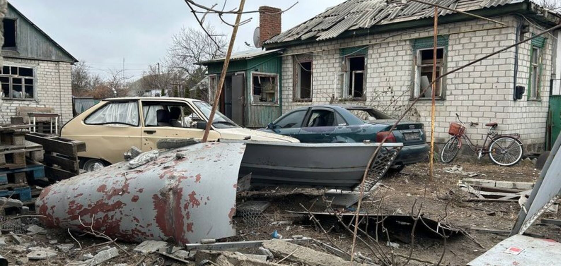 'Вылетели все окна': жители Кременчуга рассказали о вражеской атаке и показали последствия. Видео