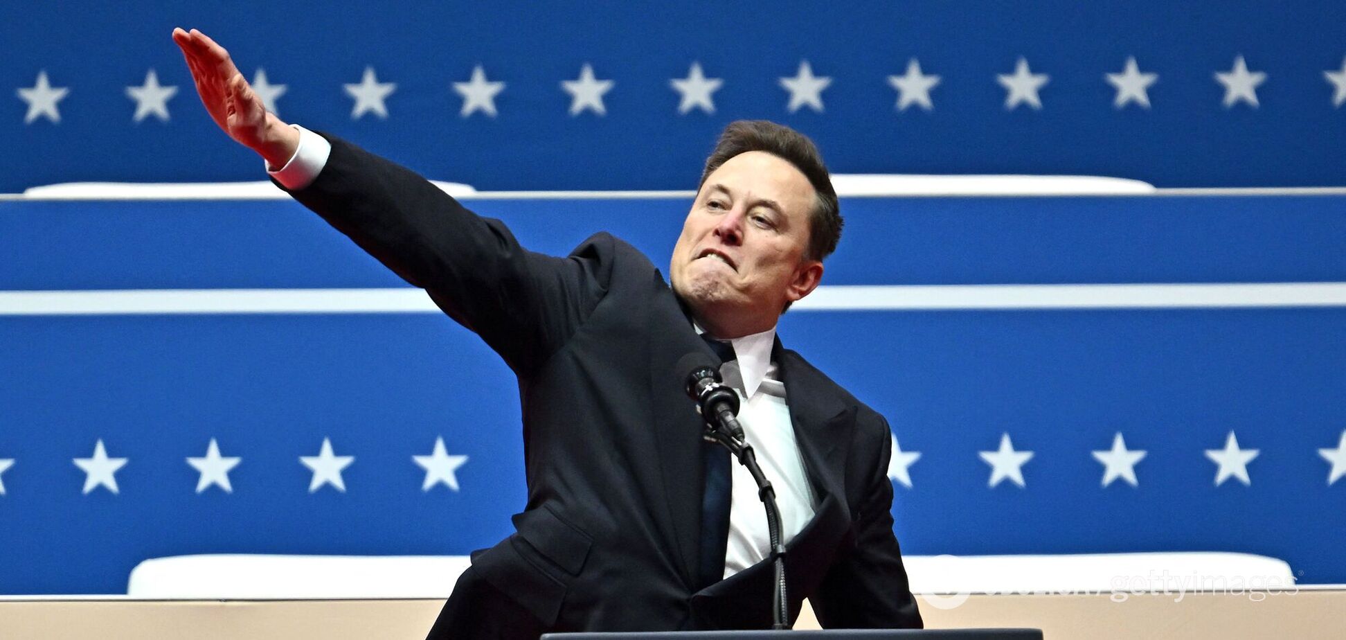 От сердца к солнцу? Сеть отреагировала на 'зигование' Маска мемами и фотожабами. Фото и видео