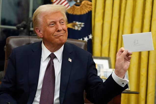 Древняя традиция президентов США: Трамп раскрыл содержание прощального письма от Байдена