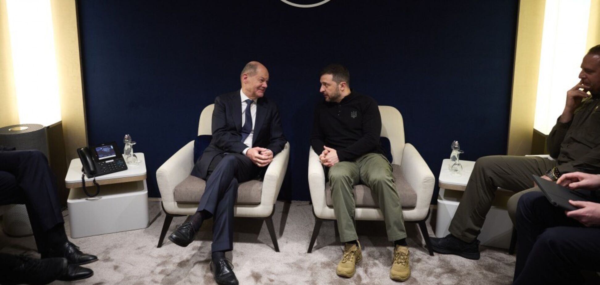 Зеленський у Давосі зустрівся лідерами Німеччини, Швейцарії, Албанії, Вʼєтнаму та Фінляндії: про що домовились. Фото і відео