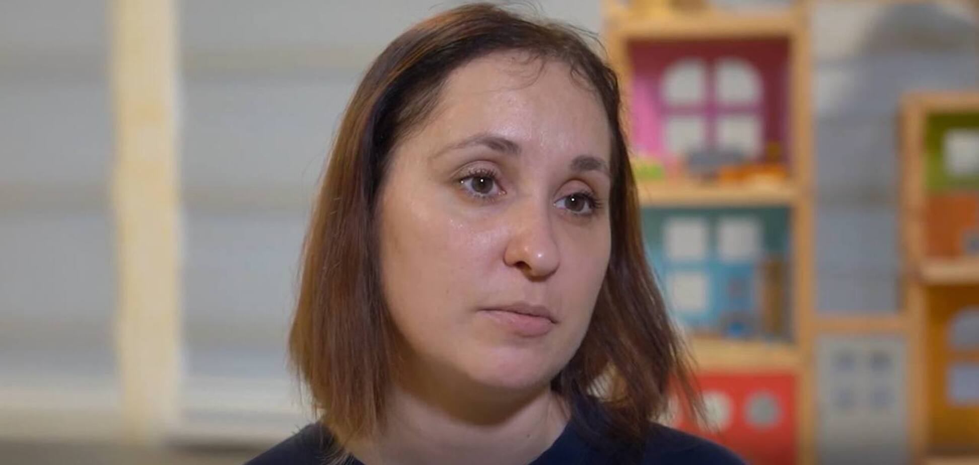 'Виїхали з будівлі за мить до її руйнування': історія рятувальниці із Маріуполя увійшла до Музею 'Голоси Мирних' Фонду Ріната Ахметова