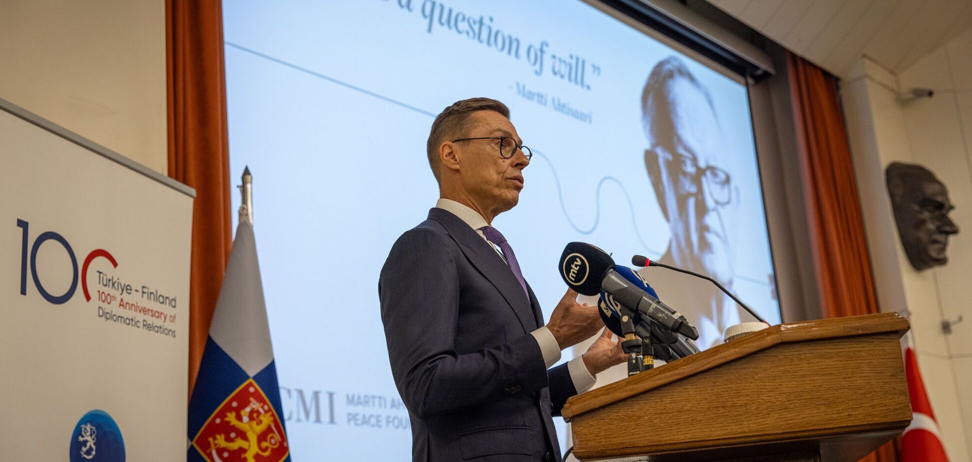 'Це вікно можливостей': президент Фінляндії оцінив, скільки часу треба Трампу на врегулювання війни РФ проти України